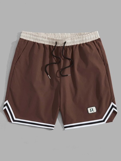 ROMWE Prep Shorts De Homem Com Letras Remendadas E Detalhes Listrados