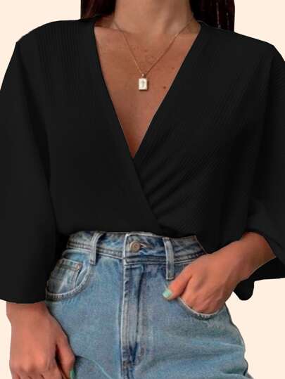 Blusa Manga Morcego Transpassada Cropped Feminino Decote V Canelada Soltinha Manga 3/4 Tecido Leve Social Festa Evento Elegante Estilosa Premium Preta Verão 2023 Shein Luxo