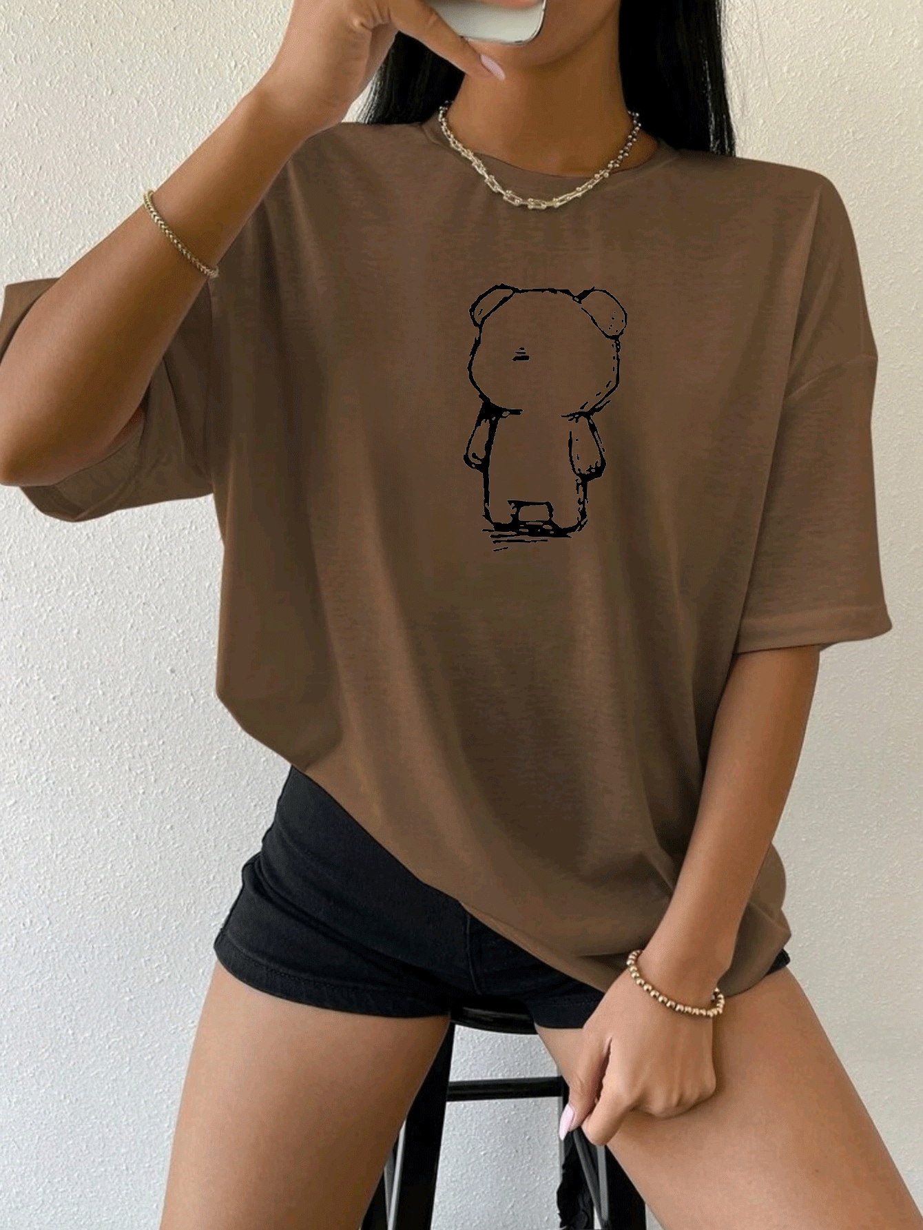 Camiseta feminina algodão com gráfico de urso animado