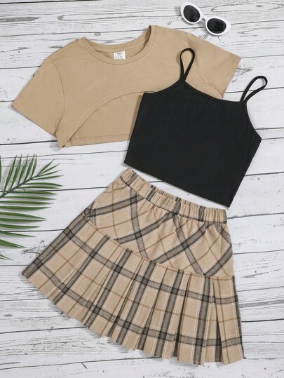 SHEIN Garota Adolescente Camiseta Com Frente Longa Costa Curta & Xadrez Saia Plissada & Top Cami